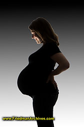 Nicole Pregnant silhouette 1 DSC00170
